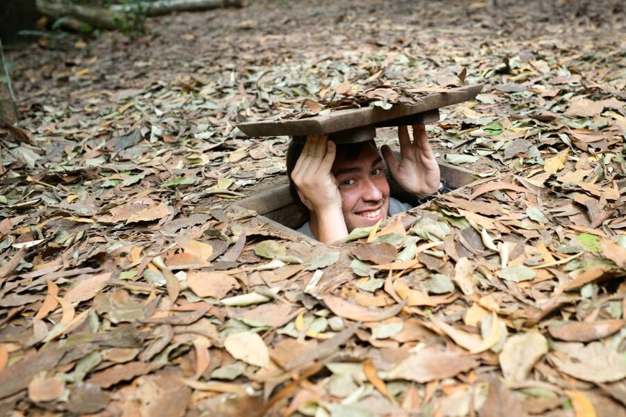From Ho Chi Minh: Cu Chi Tunnels and VIP Speedboat Tour - Arriving before the crowds at Cu Chi