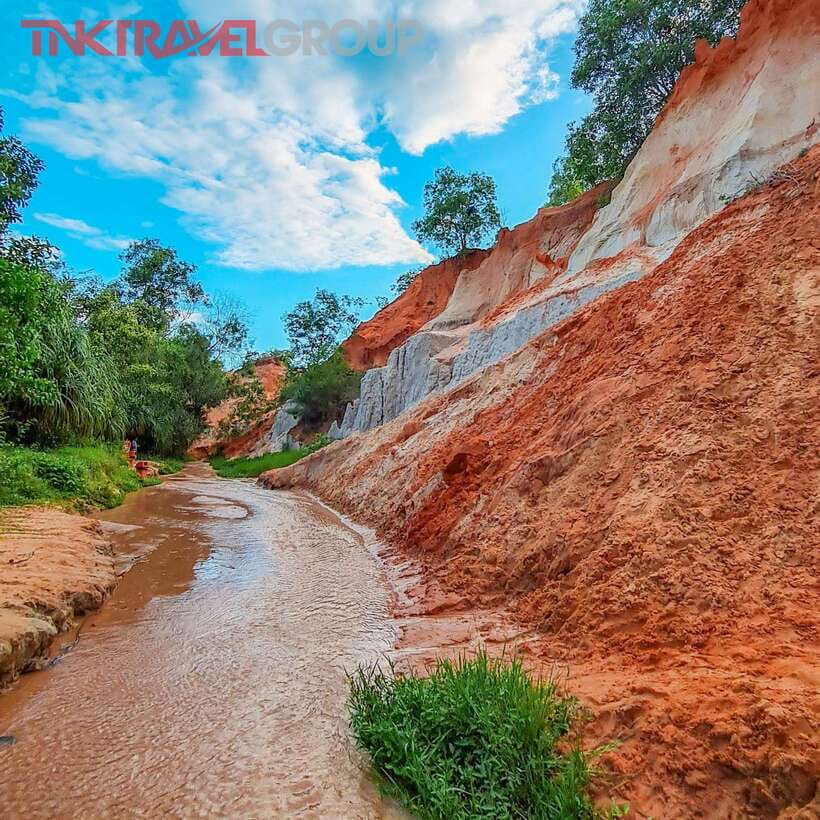 From Ho Chi Minh: Mui Ne Sand Dunes and Beach Day Tour - Fairy Stream, a gentle final walk
