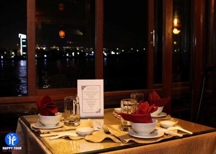From Ho Chi Minh: Private Dinner Cruise on Saigon River Tour - Vietnamese dinner, buffet choices, and realistic food expectations