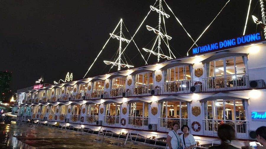 From Ho Chi Minh: Private Dinner Cruise on Saigon River Tour - District 1 pickup and the trip to the dock