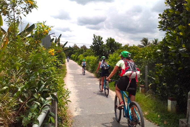 Full Day Off The Beaten Track the Mekong Delta. - Cycling through orchards, farms, and village lanes