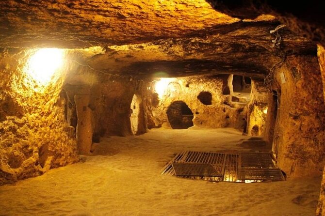 Half-Day Cu Chi Underground Tunnels Tour with Pick Up - Leaving Ho Chi Minh City for Ben Dinh