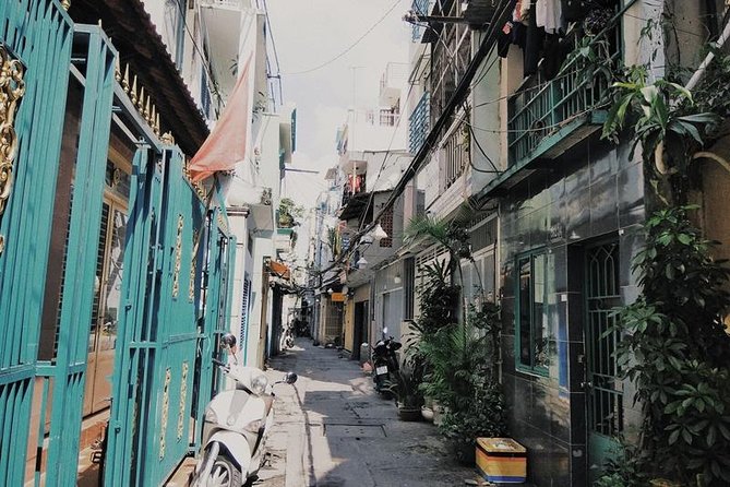 Half Day Walking Through Saigon Back Alley (Private tour) - Why a private group changes the experience