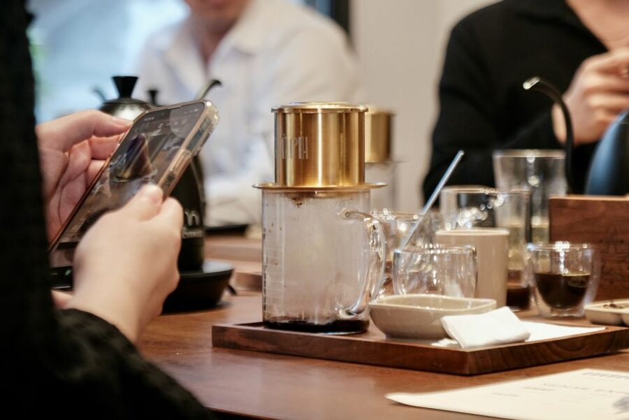 Hands-on Discovery of Vietnamese Coffee & Culture - What the guides add to the experience