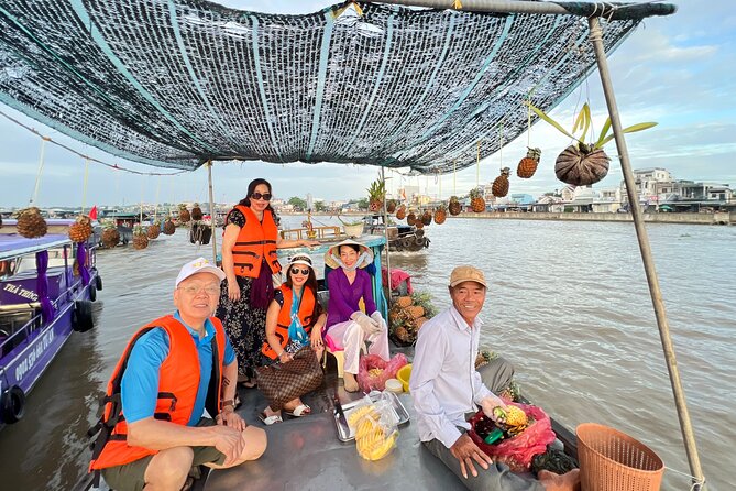 HCM: 2-Day Mekong Delta Floating Market with Cooking & Bike Ride - Lunch and the road to Can Tho
