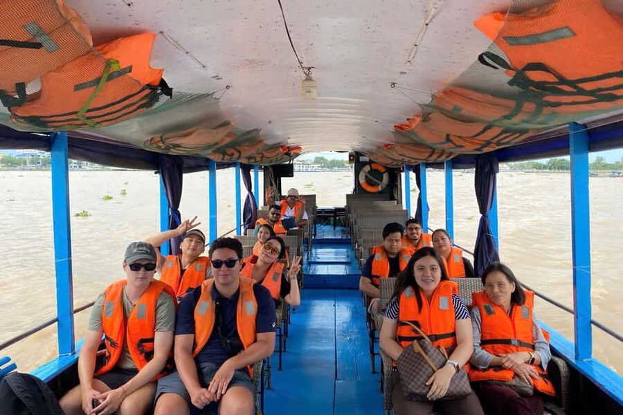 HCM: Cu Chi Tunnels and Mekong Delta Tour - Who should book this experience?