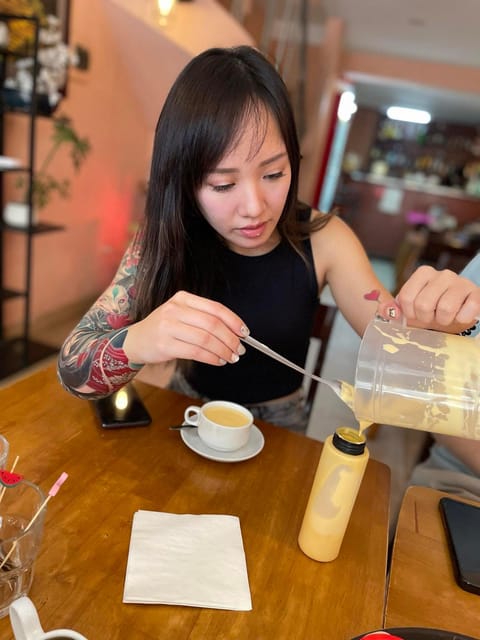 HCM: Egg Coffee Class with local Instructor & Snack - Meet the teachers and expect personal instruction
