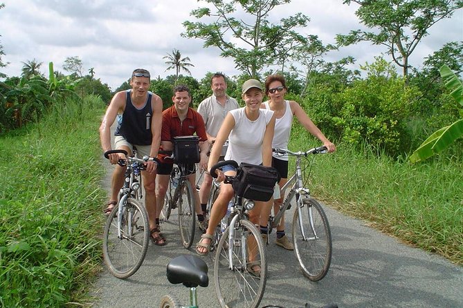 HCM:Mekong Delta Boat,Khotcake cooking Coconut Village,SmallGroup - How the guides shape the experience