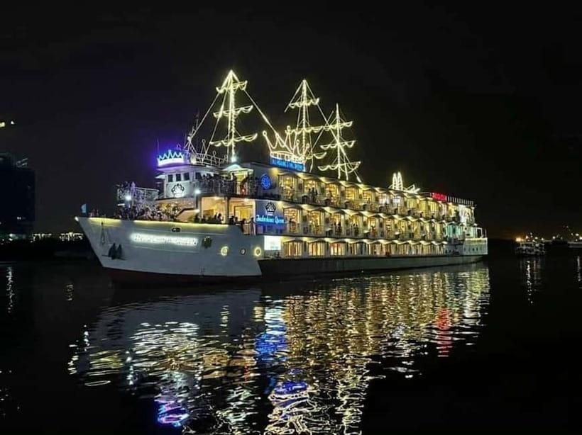 HCM: Night Experience Dinner Cruise on Saigon River - What the $45 evening actually gives you