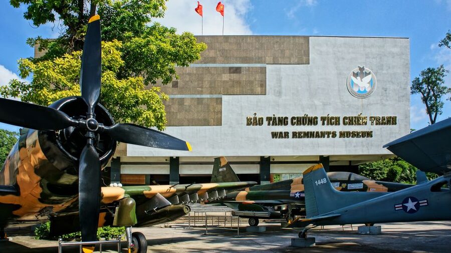 HCM: War Remnants Museum & Independence Palace Walking Tour - Key points at a glance