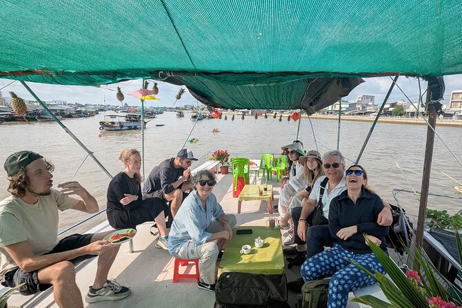 HCMC: Can Tho Floating Market - Son Islet 1-Day Mekong Delta Tour - Seeing how rice vermicelli becomes food