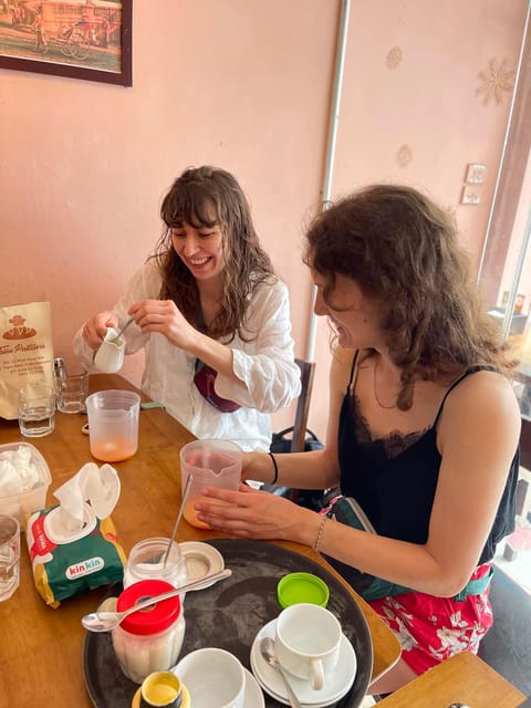 HCMc Egg Coffee Class in 1 hour with local intructor & snack - What the $15 price really covers