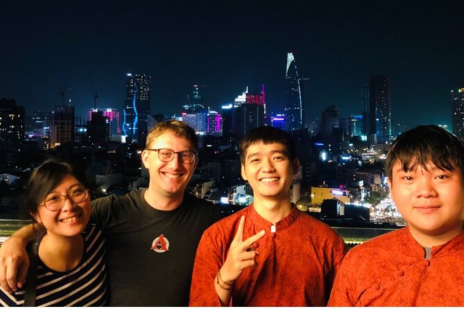 Historical Walking Tour of Saigon - What the small group and timing mean
