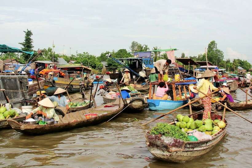 Ho Chi Minh: 3-Day Mekong Delta & Optional Exit to PhnomPenh - Day two: Cai Rang, Khmer culture, and the Tra Su wetlands