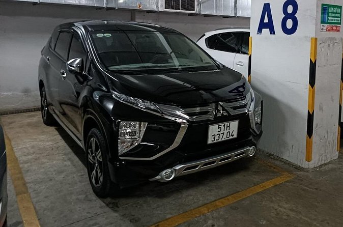 HO CHI MINH AIRPORT: CAR 7s PICK UP <-> HOTEL (one way transfer) - Who should book this transfer