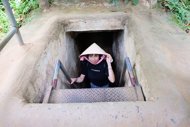 Ho Chi Minh: Best Seller of Cu Chi Tunnel & Mekong Delta Cruise - Fruit, music, and a countryside walk
