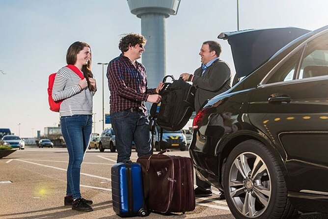 Ho Chi Minh City Airport Arrival Transfer to Hotel - Meeting your driver at Tan Son Nhat Airport