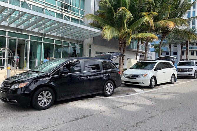 Ho Chi Minh City Airport (SGN) to Ho Chi Minh hotels - Arrival Private Transfer - What the private vehicle means for your group