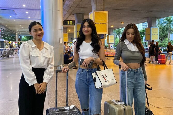 Ho Chi Minh City Airport Transfer - Finding the representative at Pillar 11 or A-09