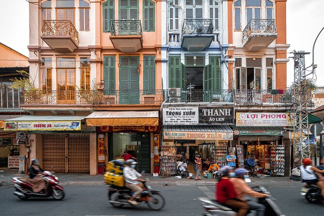 Ho Chi Minh City: Chinatown Hidden Treasures – Free Walking Tour - What makes Thang’s guiding style useful