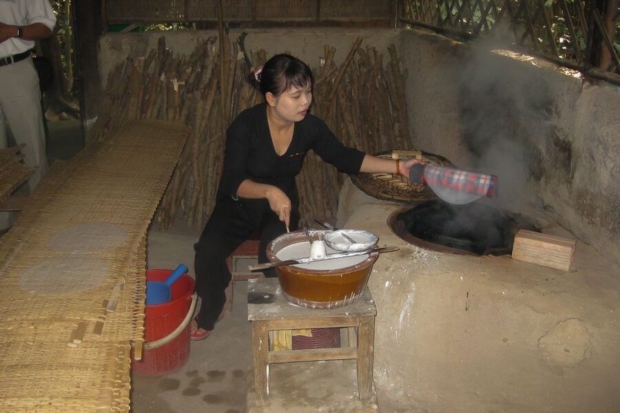 Ho Chi Minh City: Cu Chi Tunnels Ben Duoc VIP Limousine Tour - Who should book the Ben Duoc limousine tour?