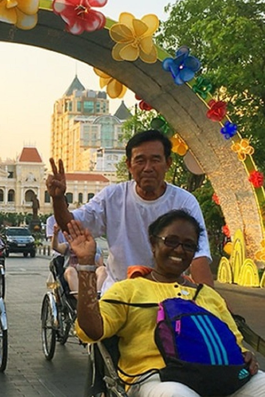Ho Chi Minh City Cyclo Tour with English Speaking Guide - The Old Market, temples, Ben Thanh, and Tao Dan Park