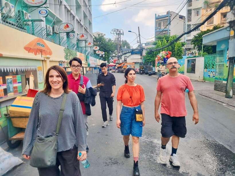 Ho Chi Minh City: Food Tastings & Sightseeings On Scooter - District 3 and District 1: the middle and final tastings