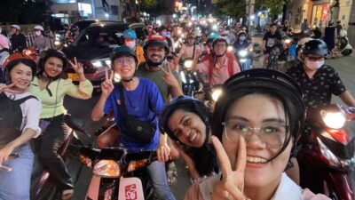 Food Tour by Scooter with Eleven Tastings