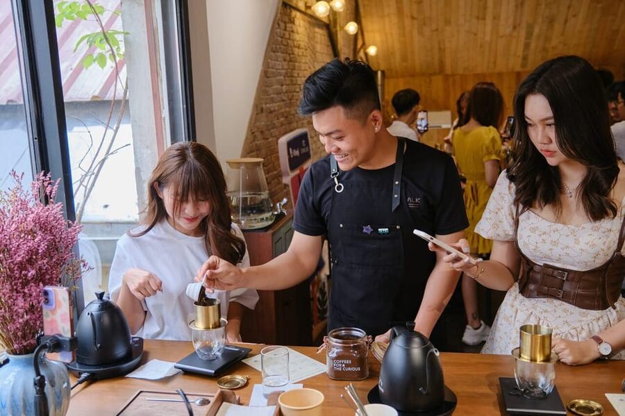 Ho Chi Minh City: Fun and Easy Coffee Workshop for Beginners - Finding the correct Lacàph Coffee Experiences Space