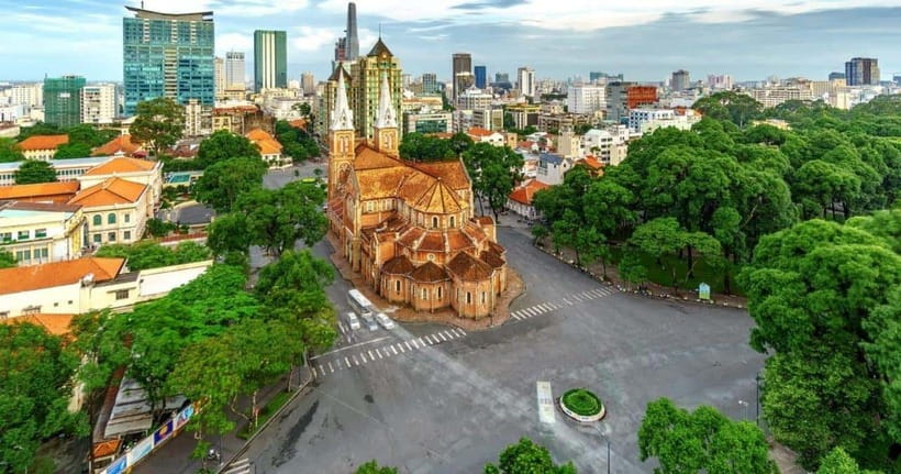 Ho Chi Minh City: Guided Half-Day Tour with Hotel Pickup - Guides, drivers, and the comfort factor
