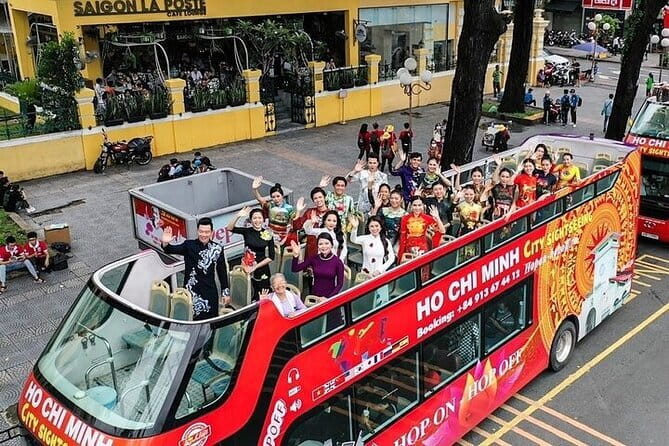Ho Chi Minh City Hop-On Hop-Off Bus Tour | Vietnam - A quick city overview from the Central Post Office