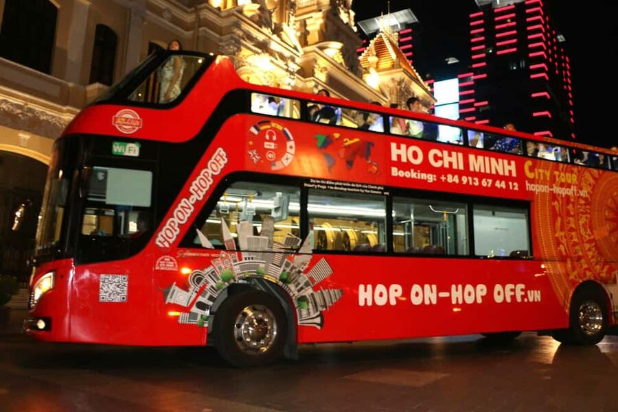 Ho Chi Minh City: Late-Night Open-Top Bus Tour - What the late-night ride is really like