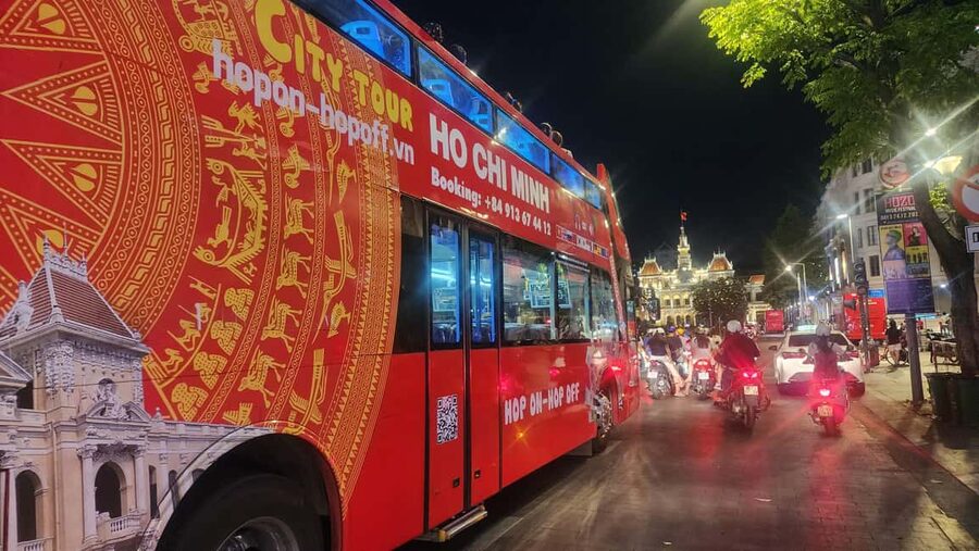 Ho Chi Minh City: Late-Night Open-Top Bus Tour - Why the open roof matters at 11 P.M.