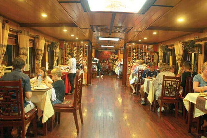 Ho Chi Minh City Luxury Dinner Cruise – Saigon Princess - The 18:45 to 19:00 hotel pickup