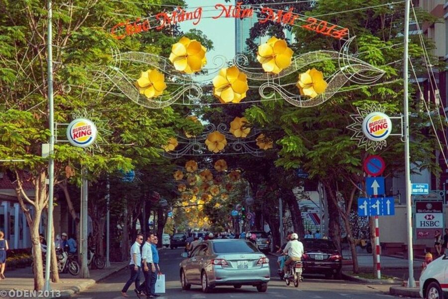 Ho Chi Minh City : Must-See Private Walking tour - Notre-Dame Cathedral and the colonial center