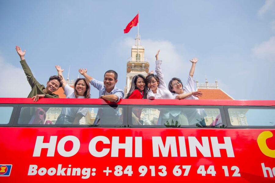 Ho Chi Minh City: Panoramic City Bus Tour - Commentary, maps, and onboard comforts