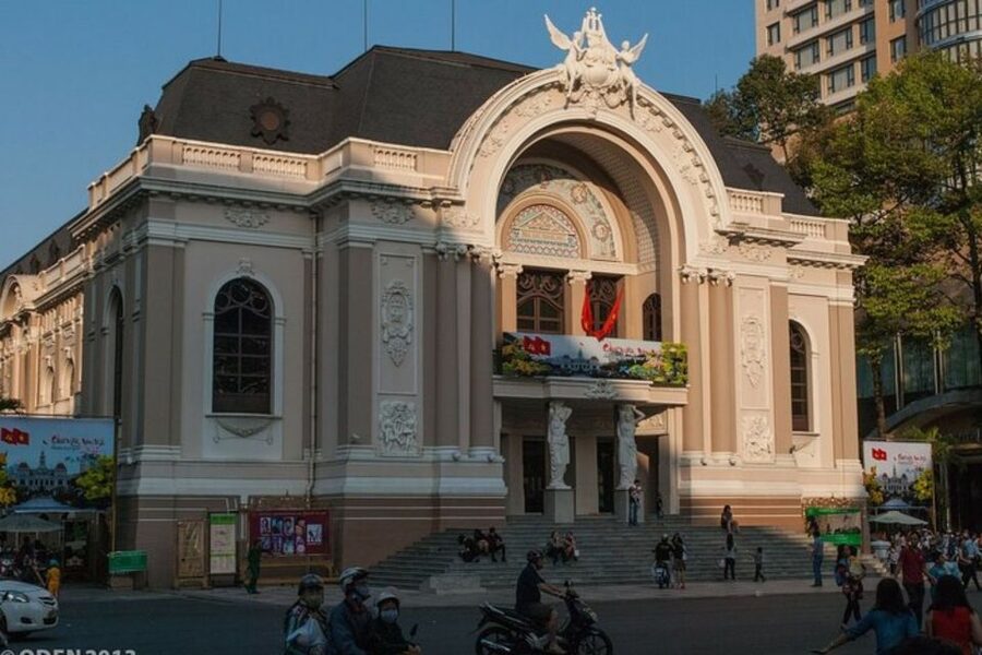 Ho Chi Minh City: Private custom tour with a local guide - Building a route around the sights you want
