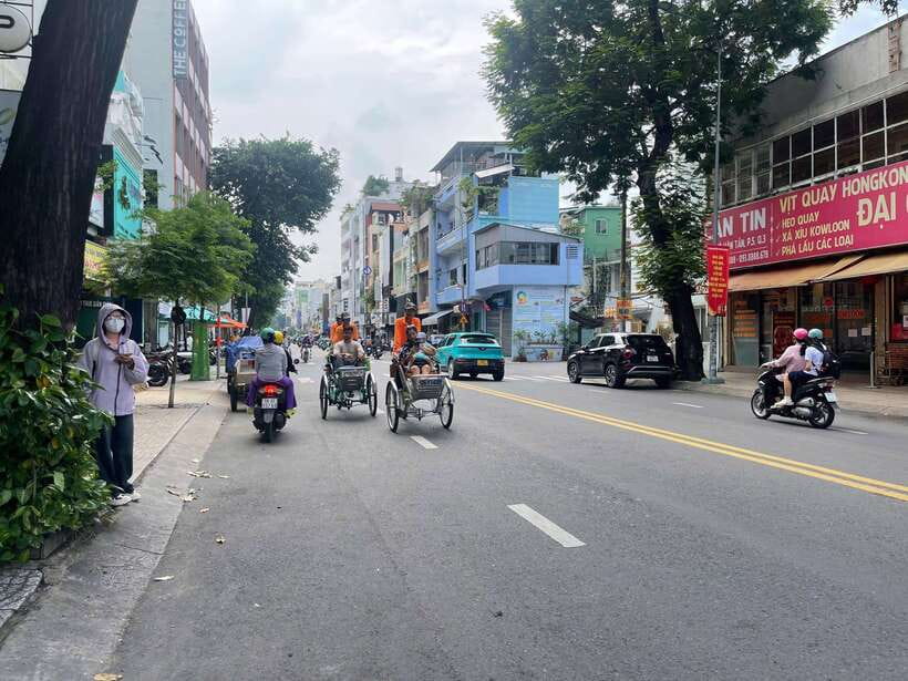 Ho Chi Minh City Sightseeing Panoramic Cycling Tour By Cyclo - Choosing between one, two, three, and four hours