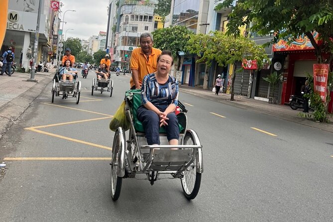 Ho Chi Minh City Sightseeing Panoramic Cyclo Private Tour - Nguyen Hue, City Hall, and the Opera House