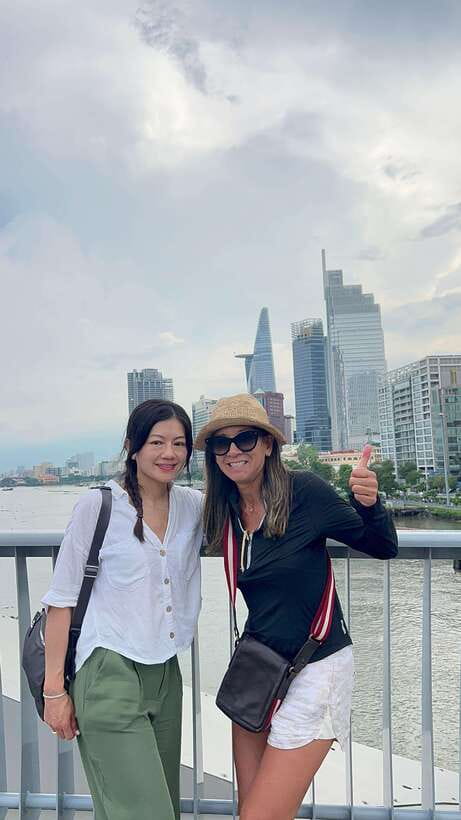 Ho Chi Minh City Sightseeing Private Tour With Funny Guide - Choosing the right vehicle