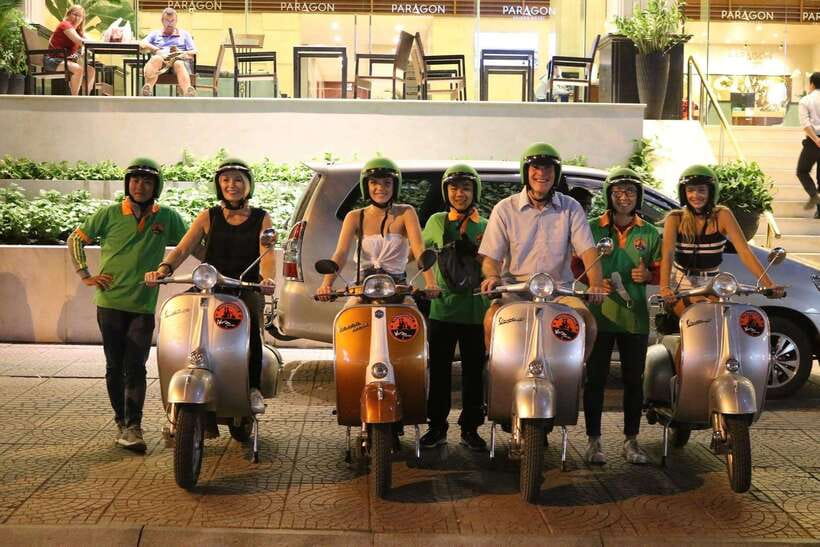 Ho Chi Minh City Sightseeing Tour With Female Tour Guide - Saigon Post Office and the Pink Church