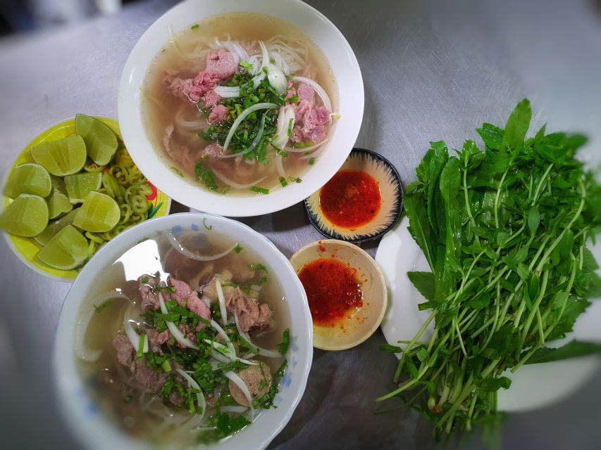 Ho Chi Minh City: Street Food and Sightseeing by Motorbike - The floating market and old Saigon