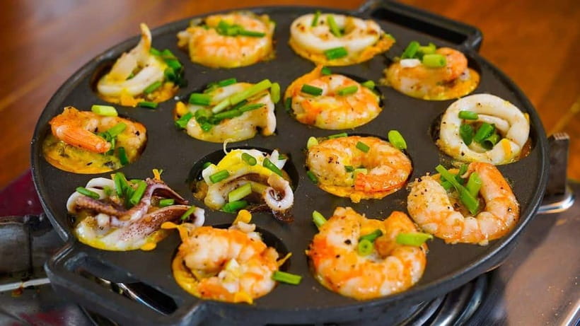 Ho Chi Minh City: Super Niche Walking Street Food Tour - Key points at a glance