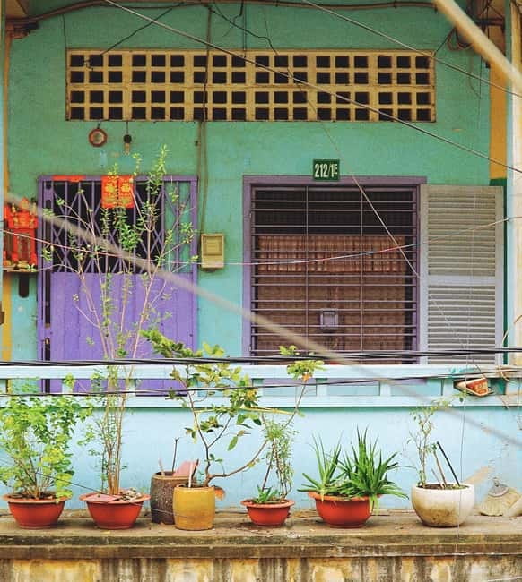Ho Chi Minh City: Xom Cai Hidden Local Life Walking Tour - Inside a traditional apartment block