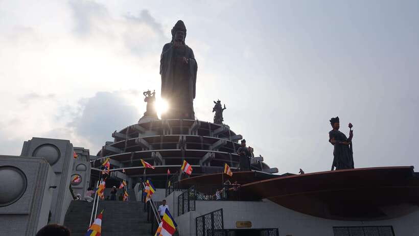 Ho Chi Minh: Cu Chi, Black Lady Mountain, and Cao Dai Tour - Ba Den Mountain and the Black Lady