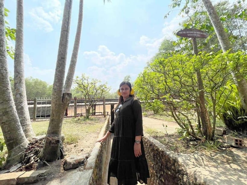 Ho Chi Minh: Cu Chi Tunnels and AK-47 Shooting- MAX 11people - The guides and the shape of the day