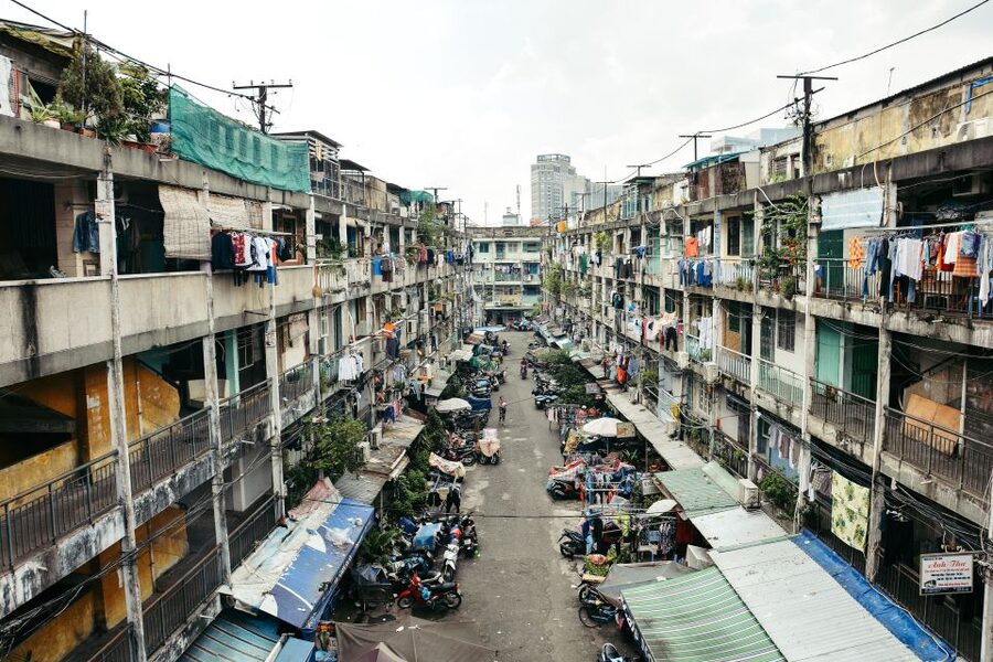 Ho Chi Minh: Historical City Scooter Tour - Why a scooter is the right way to cross Saigon