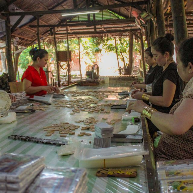 Ho Chi Minh: Mekong River Islands Private Excursion - Tortoise Islet brings lunch beside the river