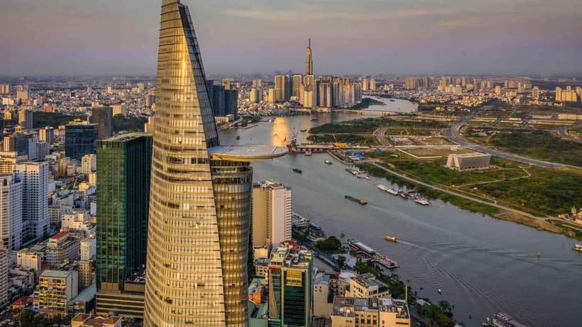 Ho Chi Minh: Private Full-Day Highlights & Bitexco Skydeck - Starting at the War Remnants Museum