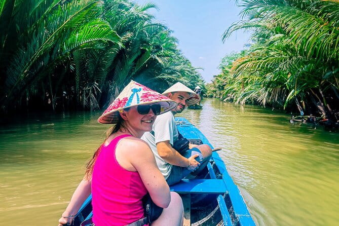Ho Chi Minh Street Food & City Sights with LGBT Student Pride - Who should book this experience